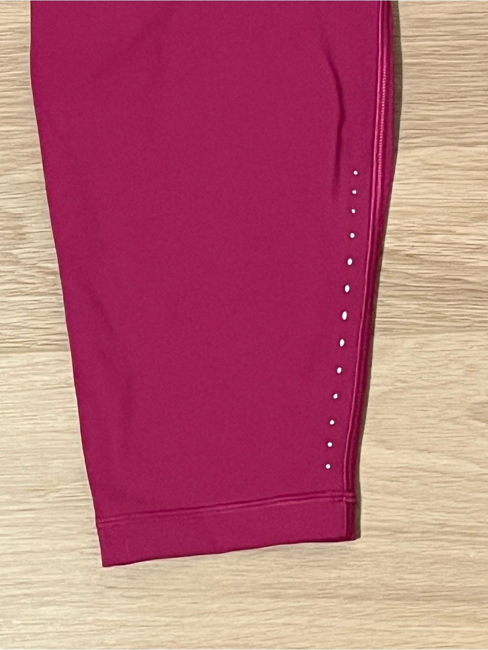 Lululemon Swift Speed High-Rise Tight 28" Wild Berry Leggings Size 20 - Picture 5 of 9